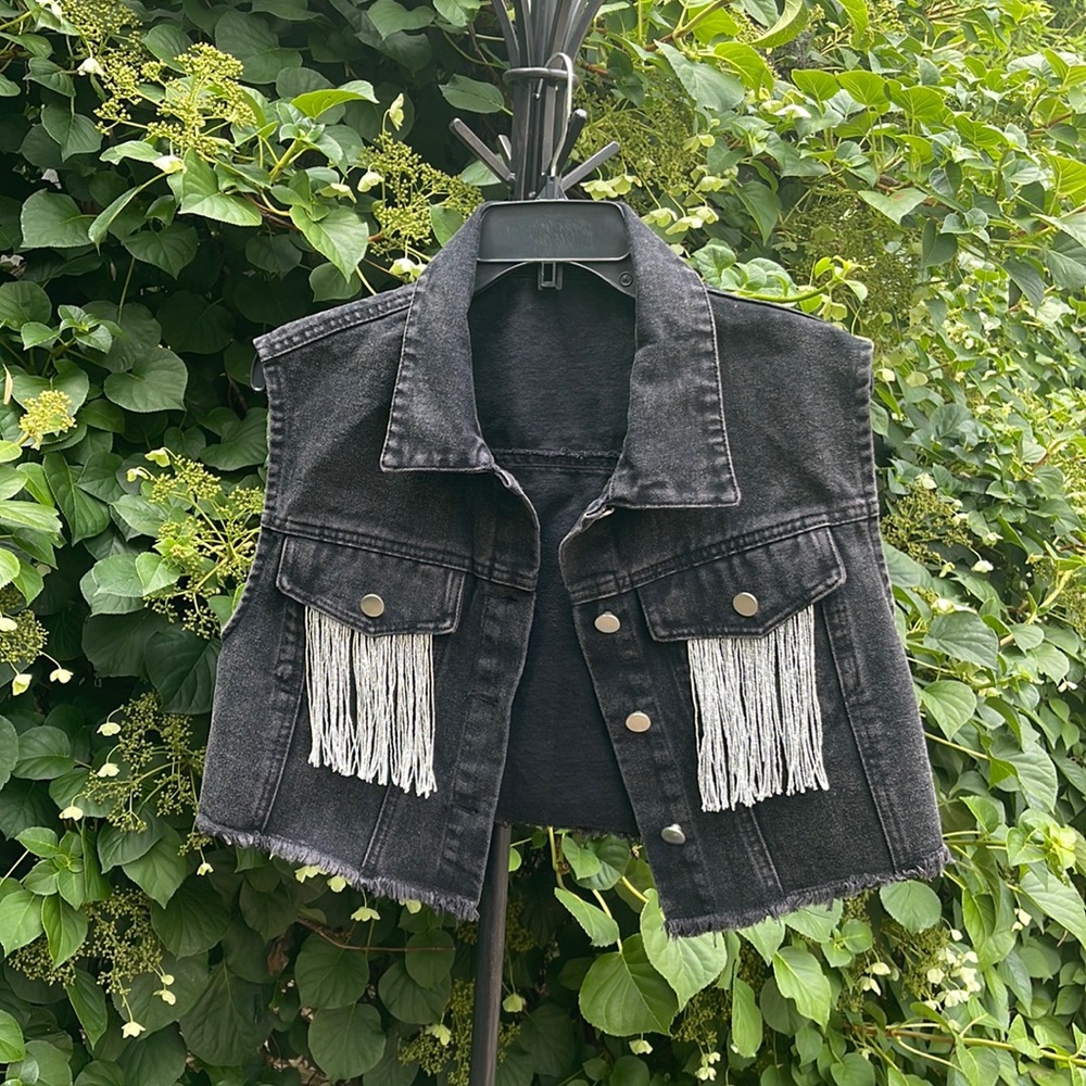 Embellished Cropped Denim Jacket